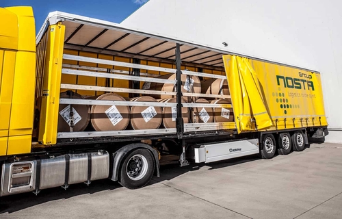 Lkw mit gesicherter Teilladung