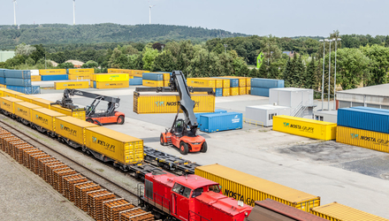 Advantages of rail freight transport